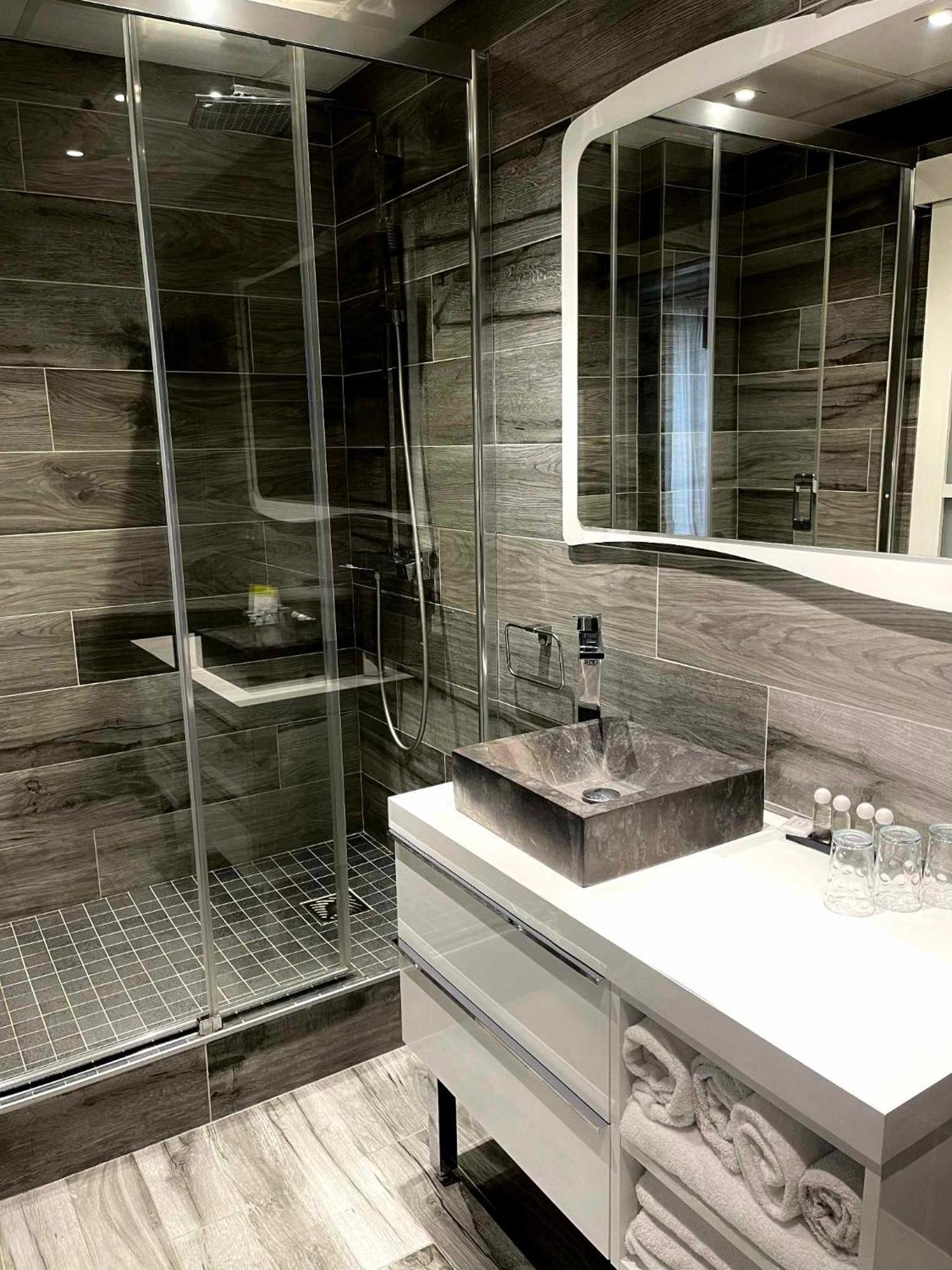 La Reserve Hotel 3*