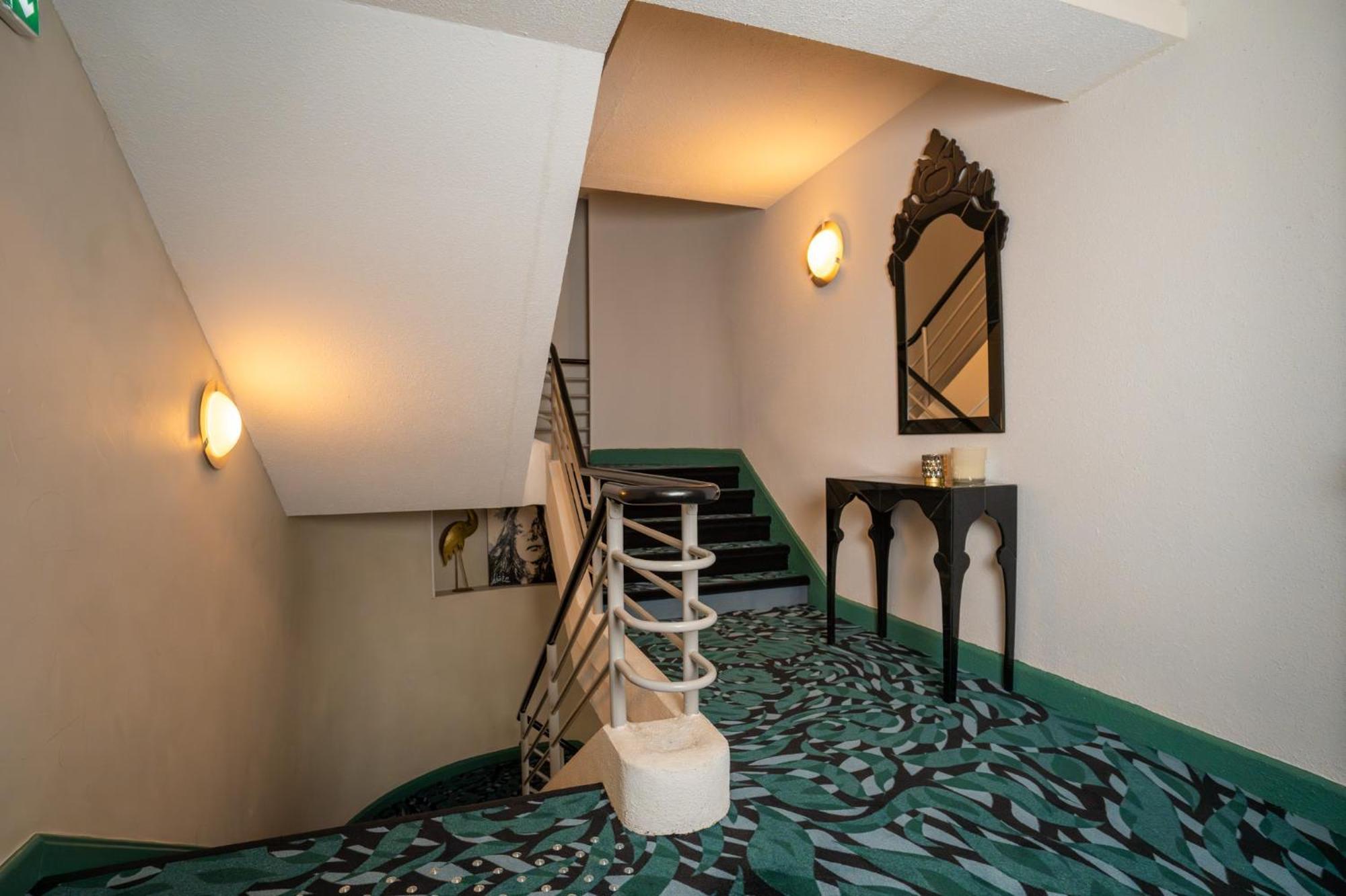 La Reserve Hotel 3*